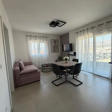 Appartement Magic Nea Split